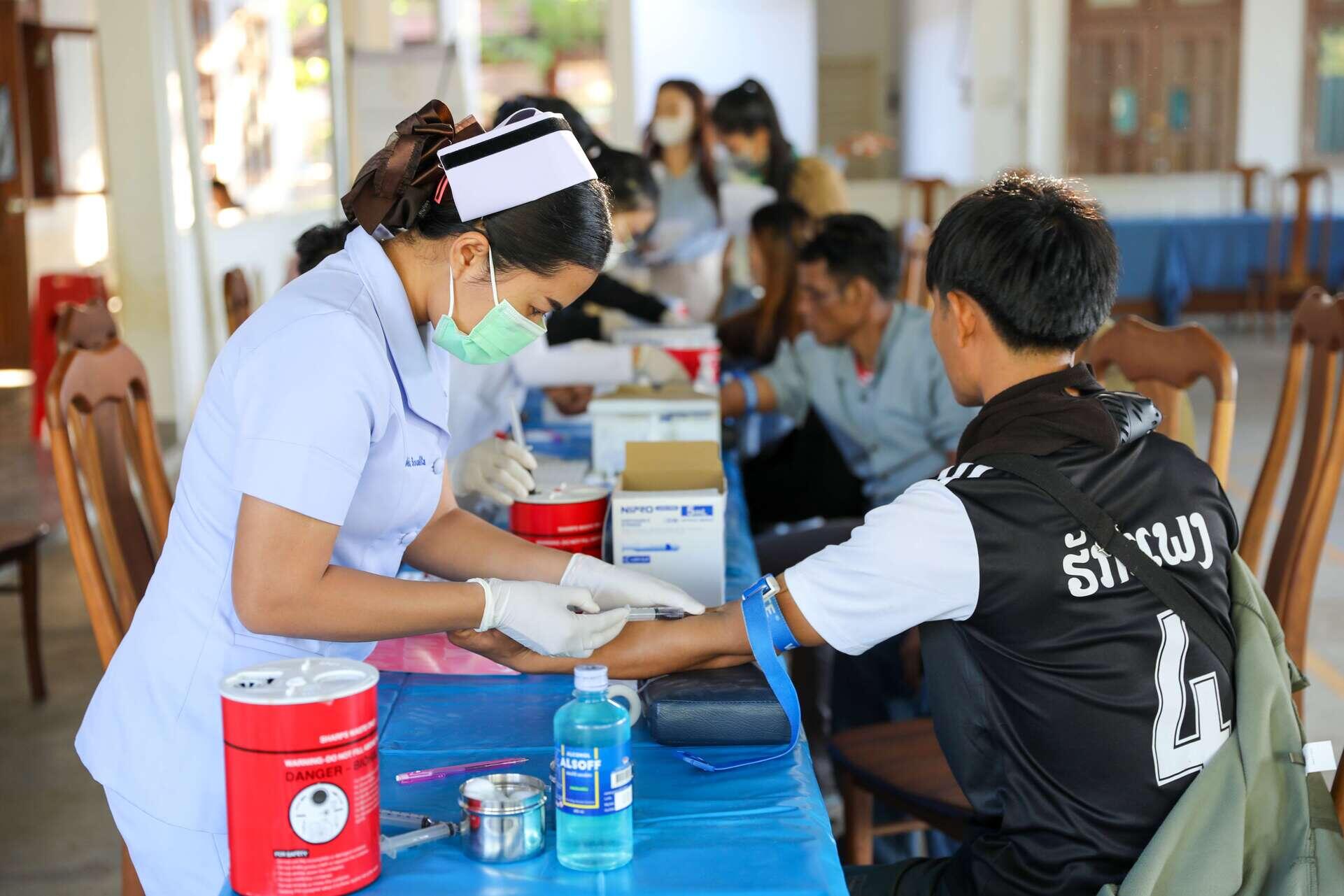 HAGL AGRICO Laos Complex organizes annual health checkup for nearly 600 Laotian employees