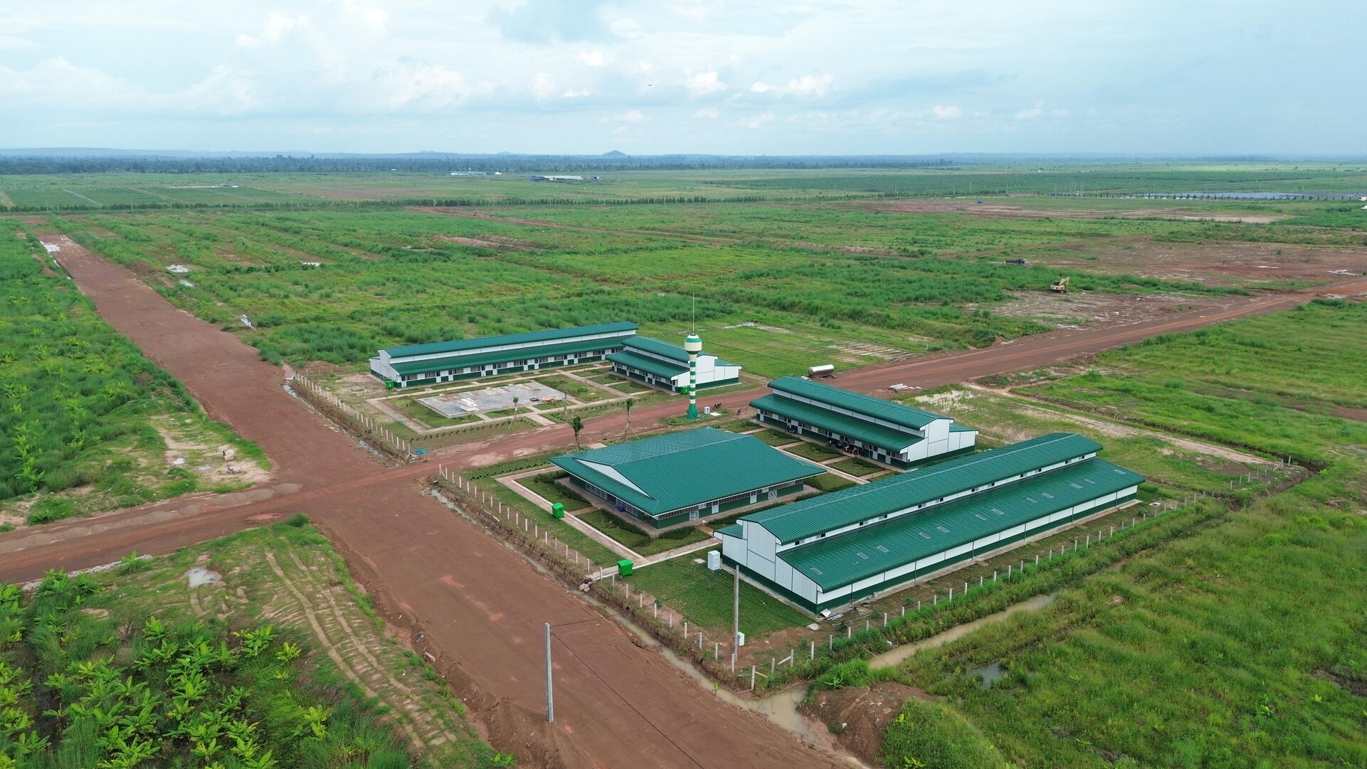 Khu liên hợp Koun Mom đưa vào hoạt động khu nhà ở CBNV DP2.1 và Cửa hàng tiện ích lô 104