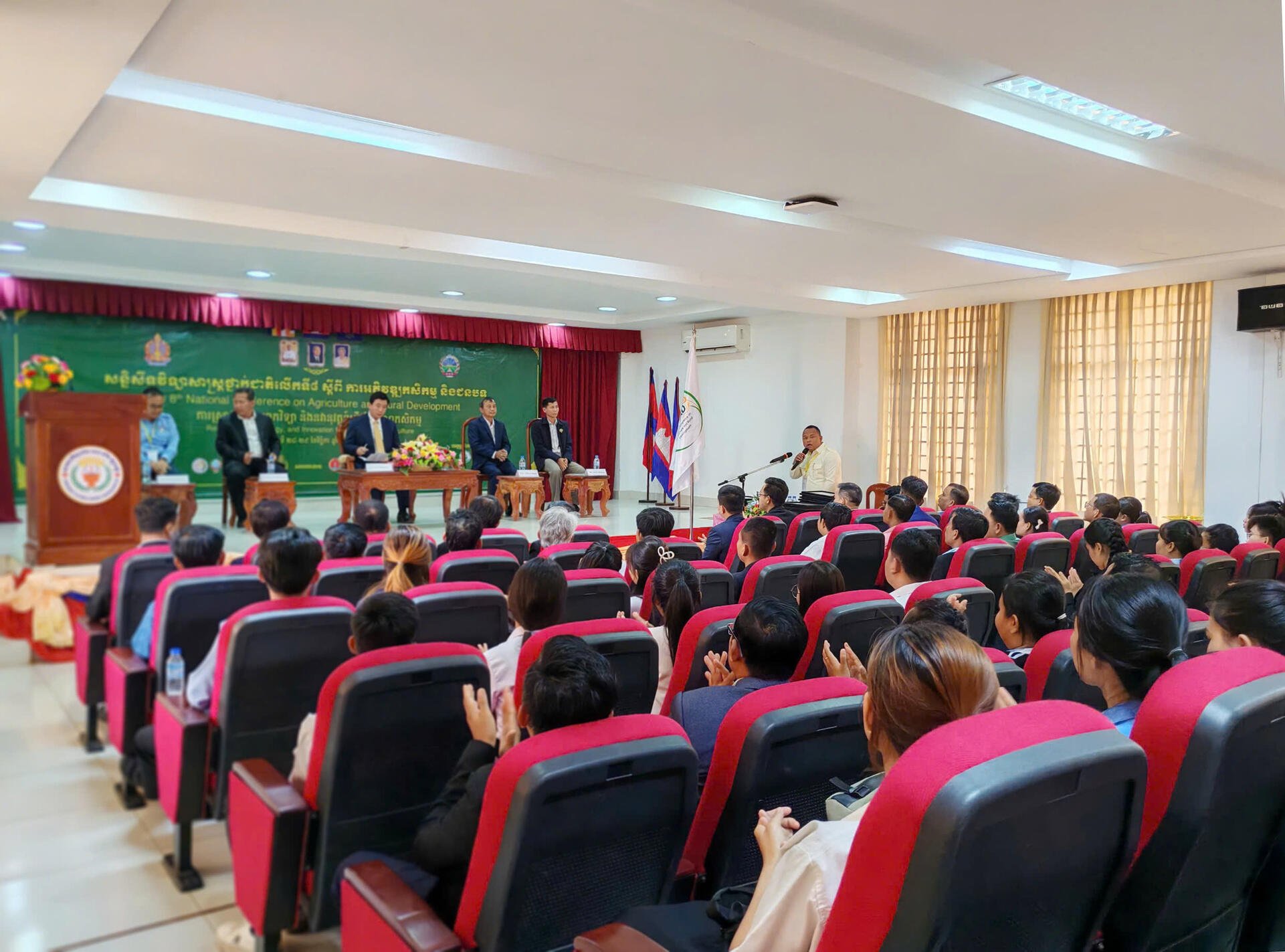 KLH Snuol tham gia Hội nghị toàn quốc lần thứ 8 về Phát triển Nông nghiệp và Nông thôn