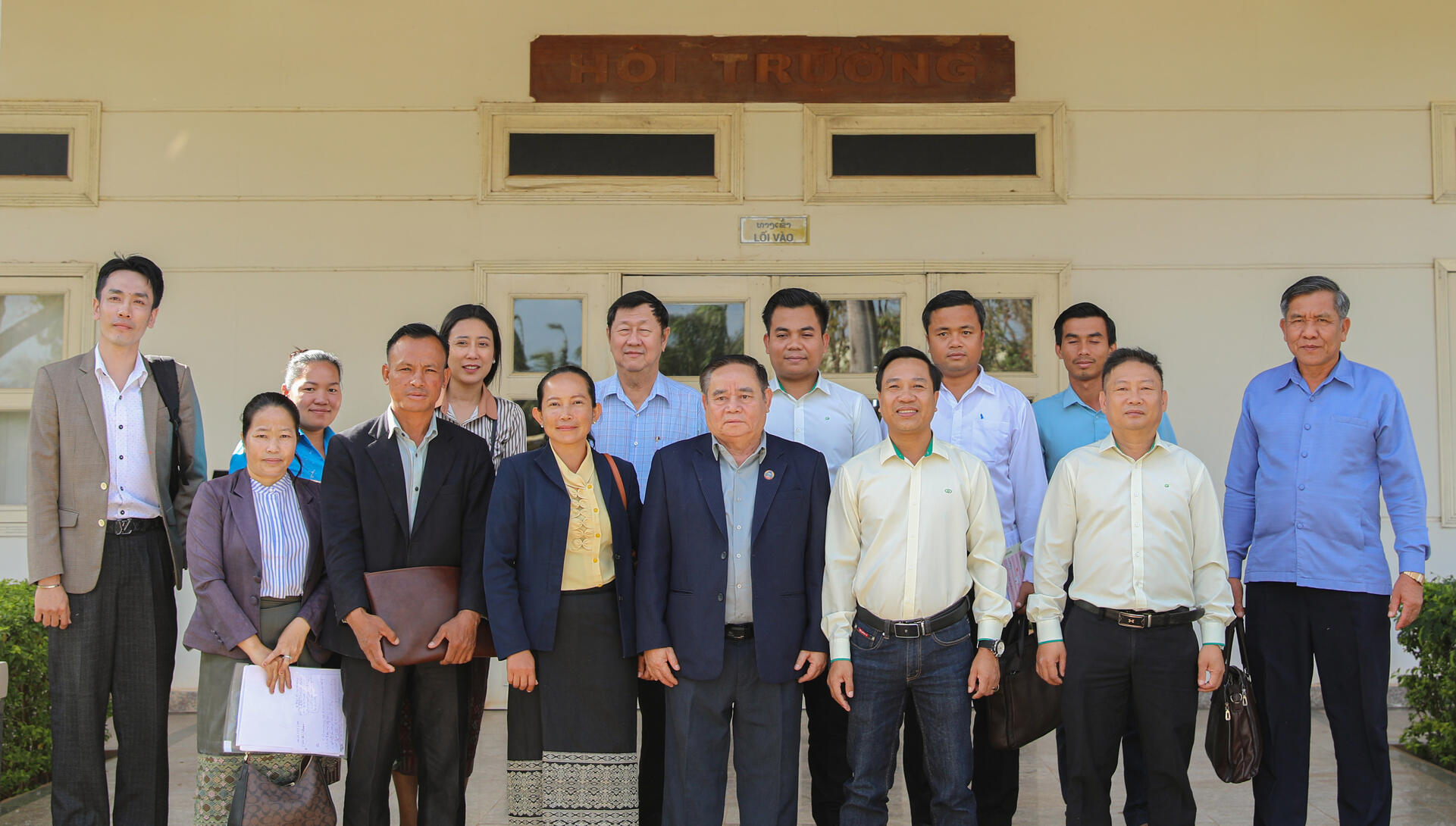 On January 10, a delegation from the Attapeu Provincial People's Council, led by Vice Chairman Souks...
