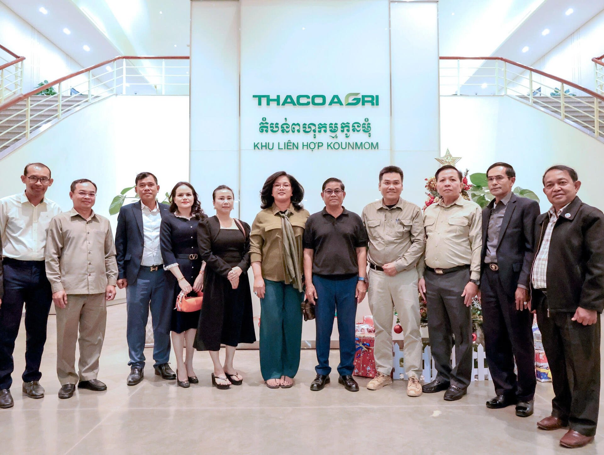 Ratanakiri provincial delegation visits Koun Mom Complex