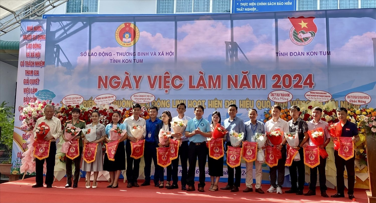 THACO AGRI tham gia các hoạt động tuyển dụng