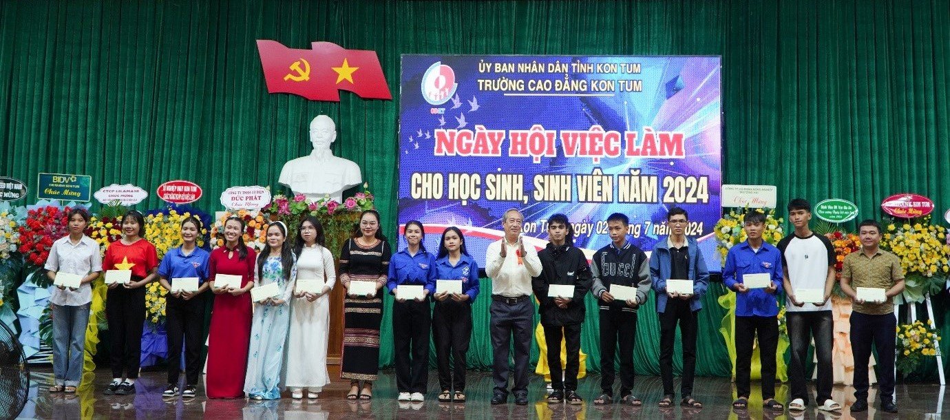 THACO AGRI attends Job Fair 2024