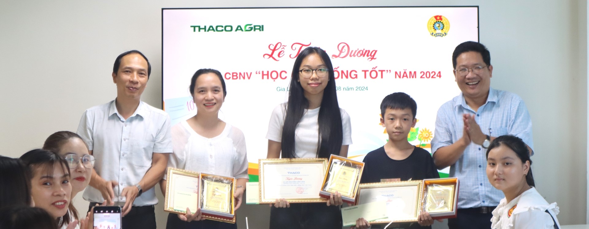 Media banner