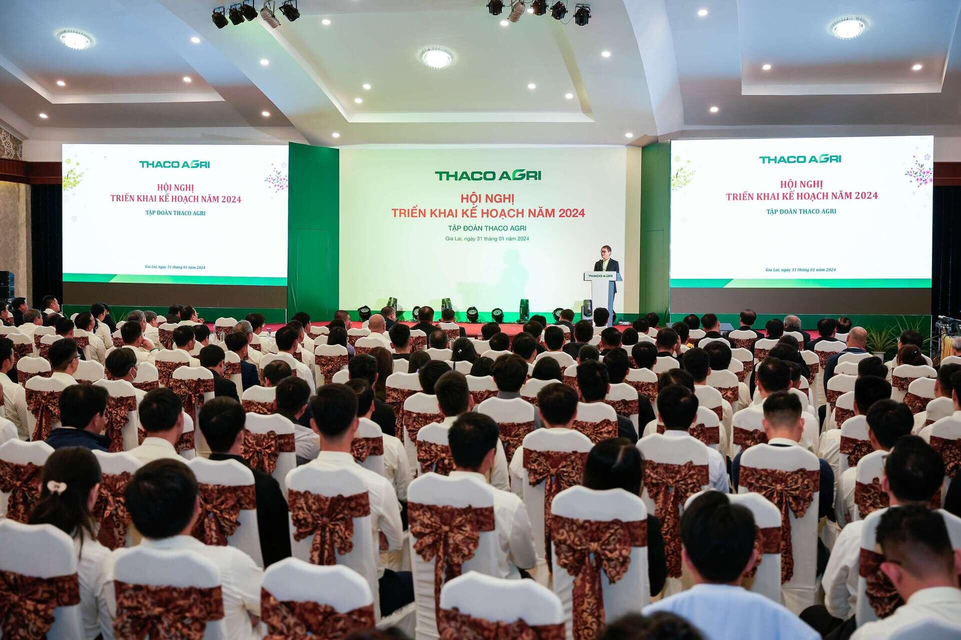 THACO AGRI organizes 2024 Business Plan Conference